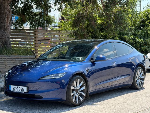 vehicle for sale from Holden Motor Company