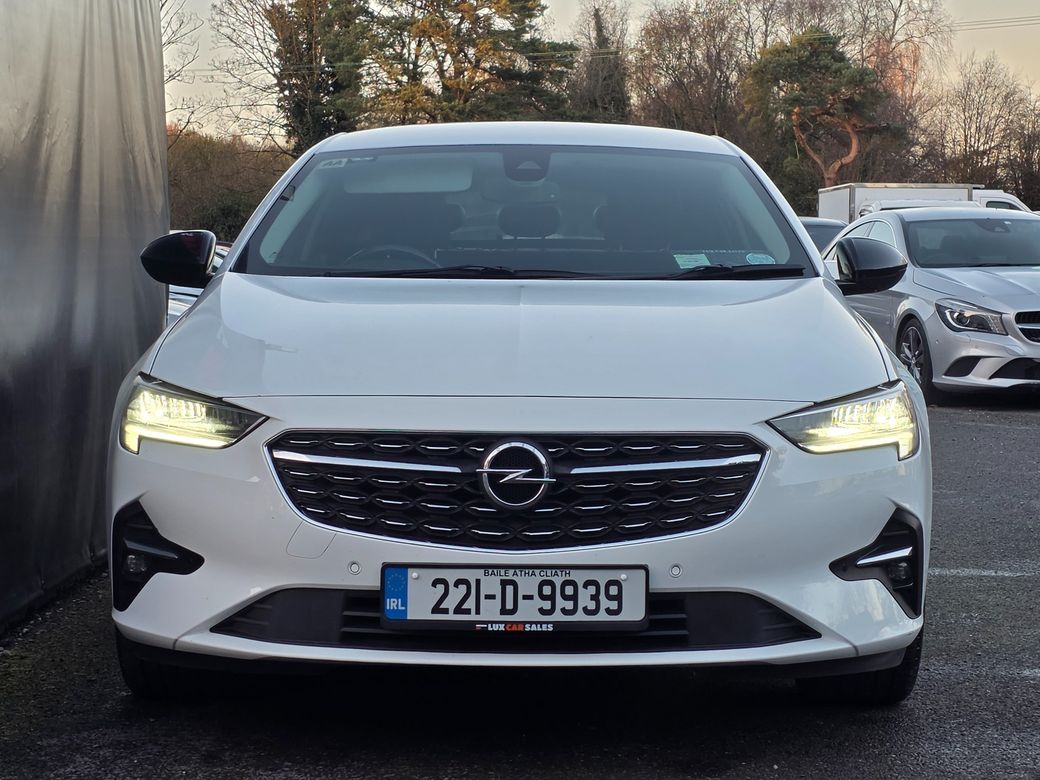 2022 Opel Insignia