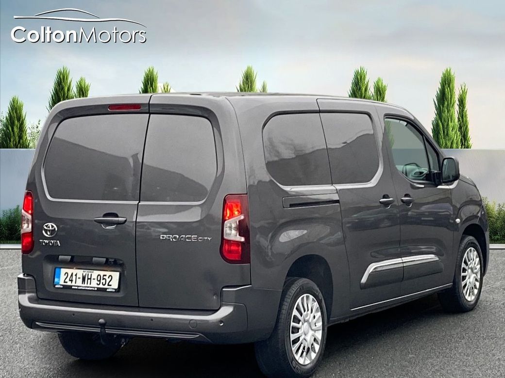 2024 Toyota Proace