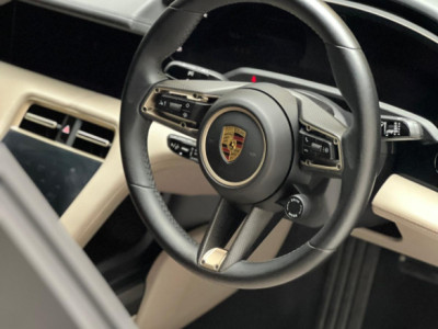 2023 Porsche Taycan