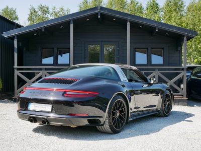 2017 Porsche 911