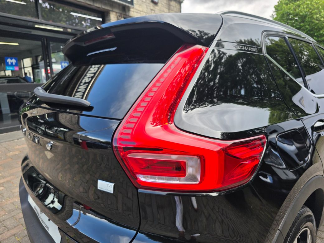 2021 Volvo XC40