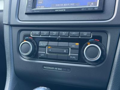 2011 Volkswagen Golf