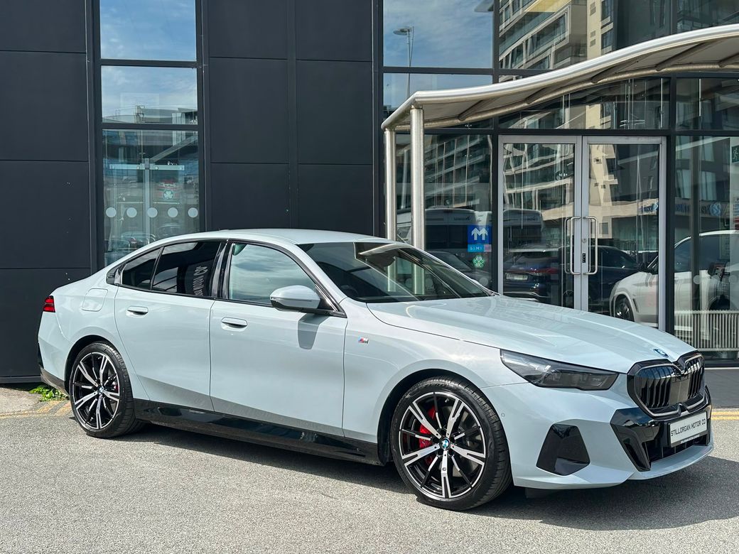2026 BMW i5