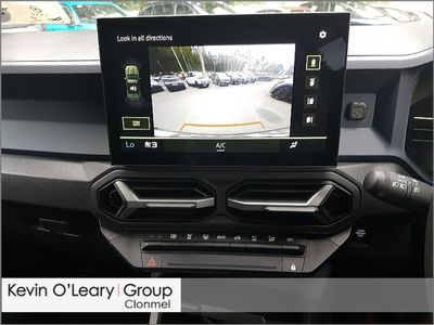 2025 Dacia Duster