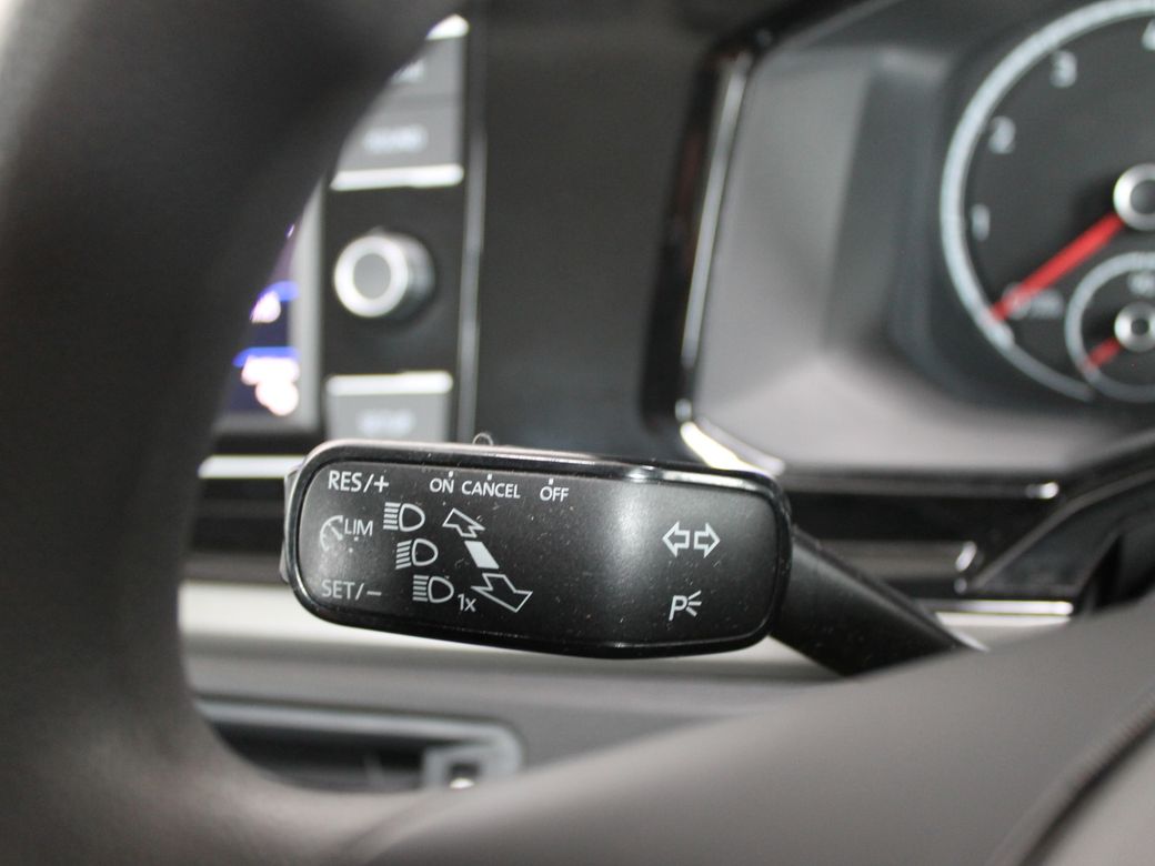 2019 Volkswagen Polo