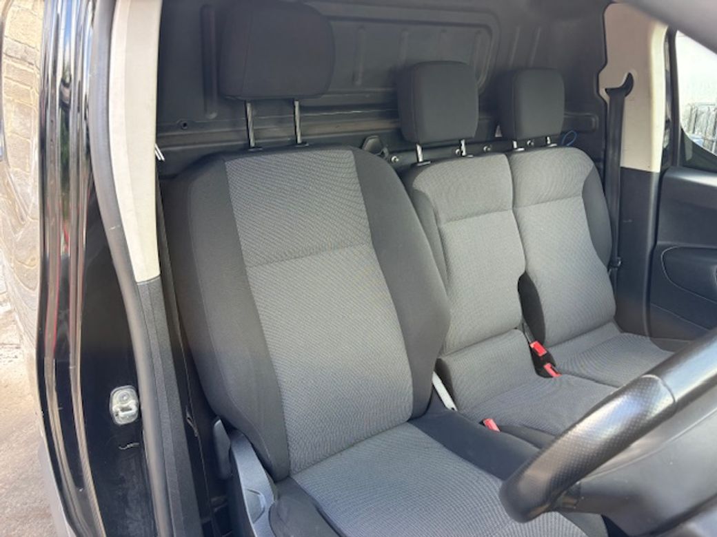 2019 Peugeot Partner