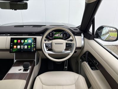 2025 Land Rover Range Rover