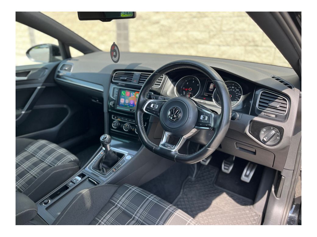 2016 Volkswagen Golf