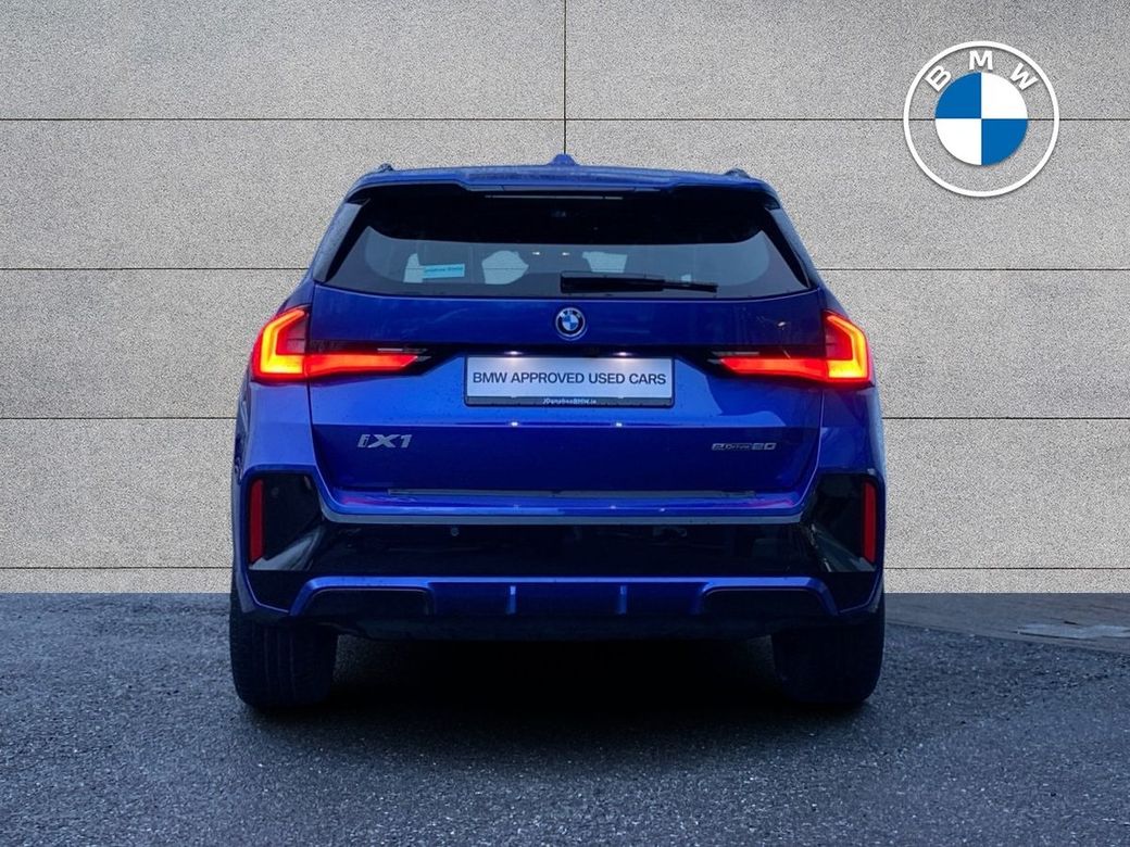 2025 BMW iX1