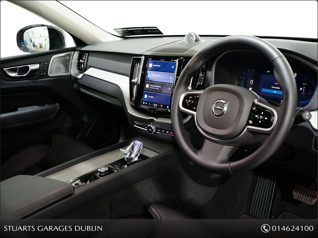 2025 Volvo XC60