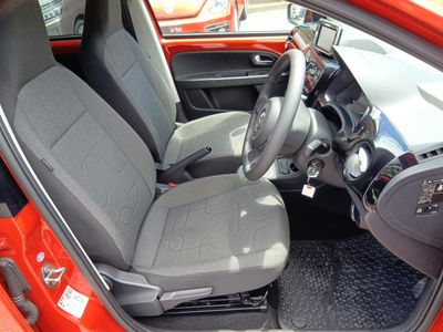 2016 Volkswagen up!