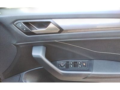 2025 Volkswagen T-Roc