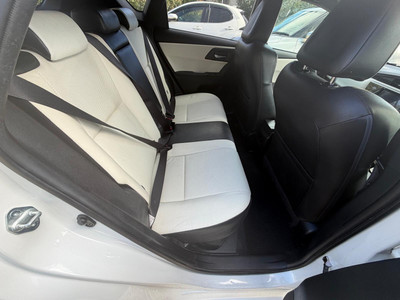 2016 Toyota Auris