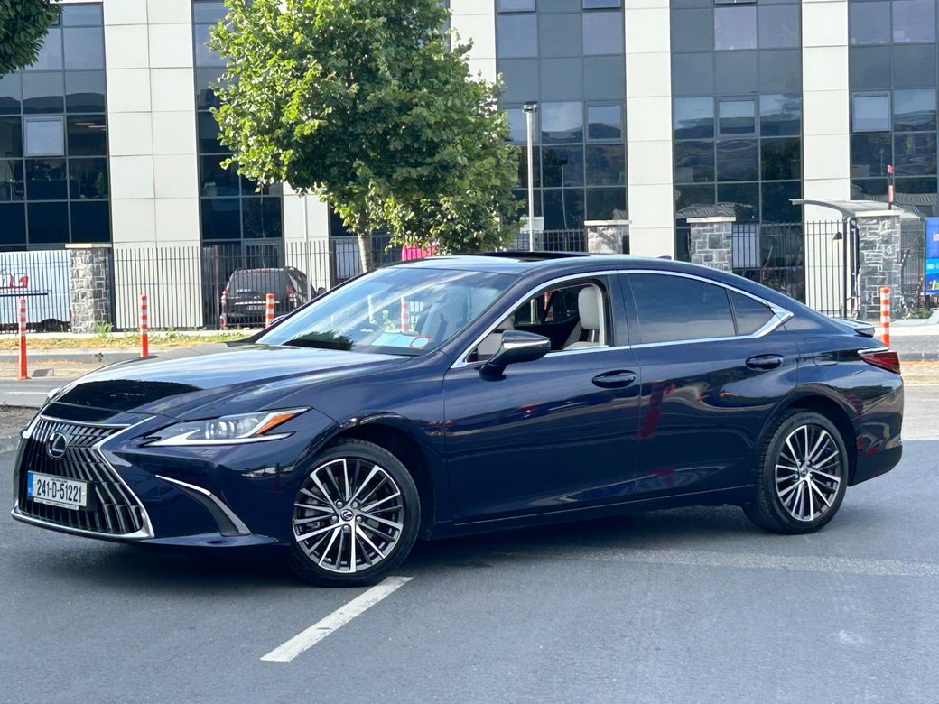 2024 Lexus ES 300h