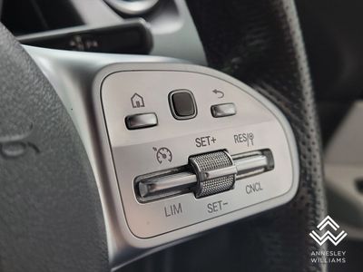 2021 Mercedes-Benz GLB Class