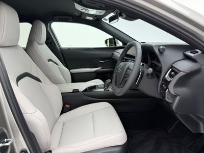 2026 Lexus UX 300e