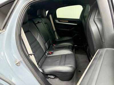 2025 Porsche Cayenne