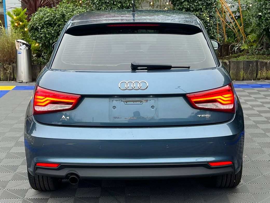 2017 Audi A1