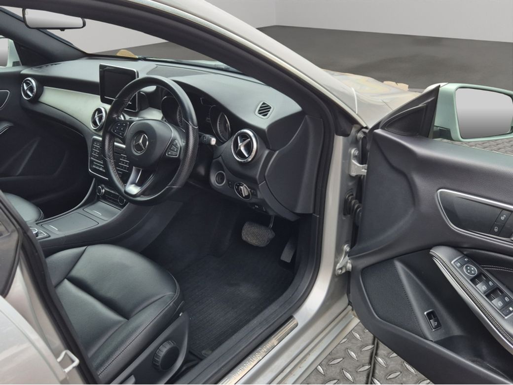 2015 Mercedes-Benz CLA Class