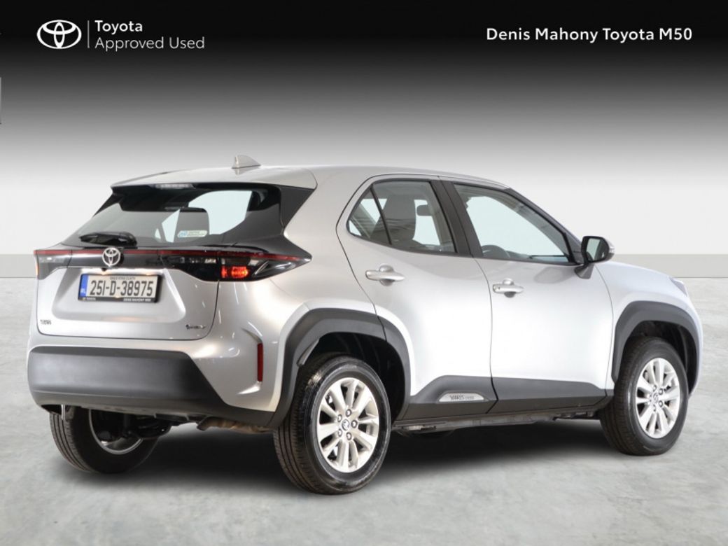 2025 Toyota Yaris Cross