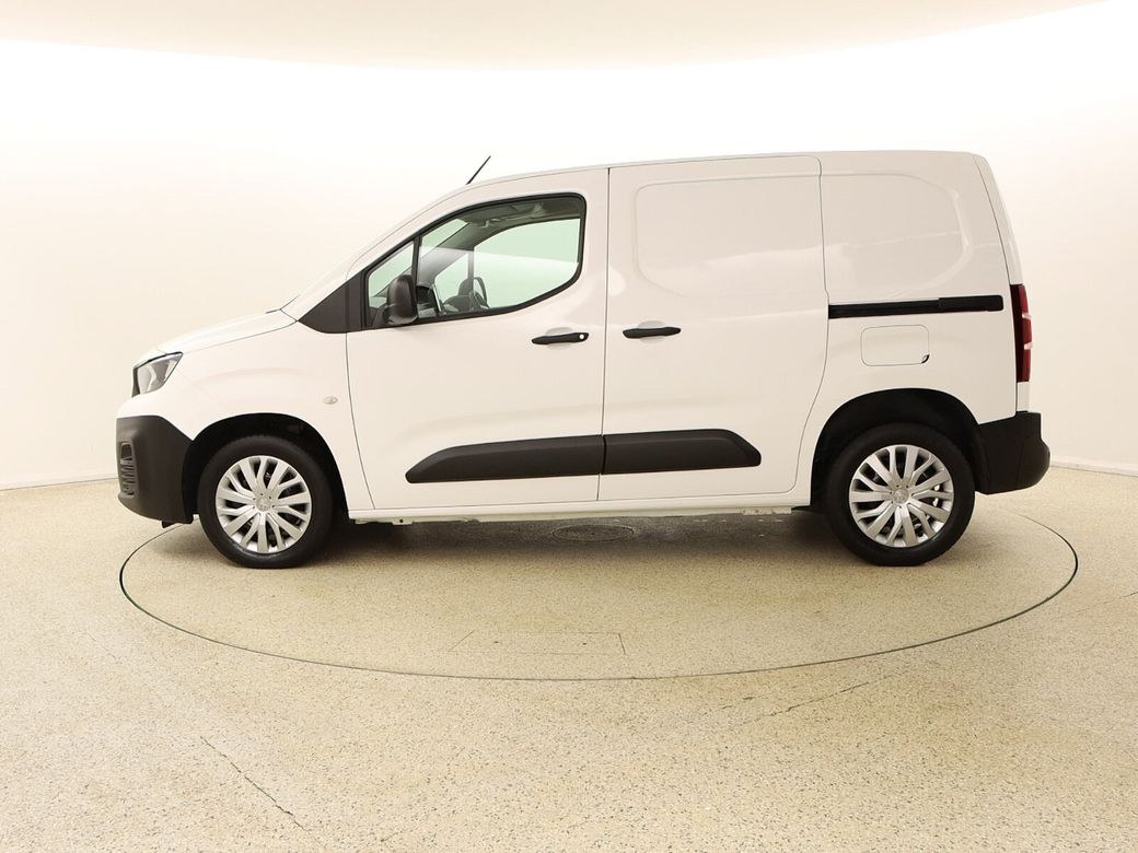 2021 Peugeot Partner