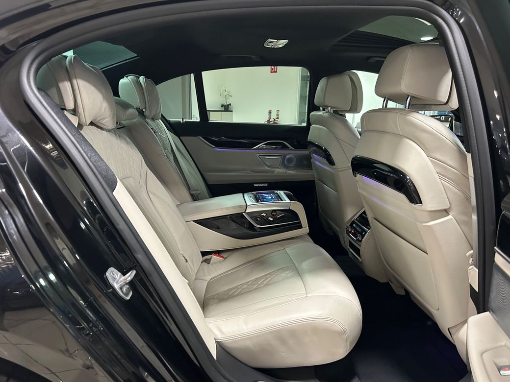 2016 BMW 7 Series