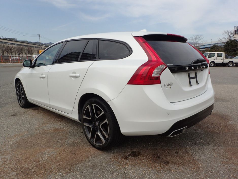 2017 Volvo V60