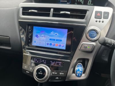 2018 Toyota Prius Alpha