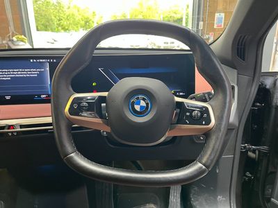 2022 BMW iX