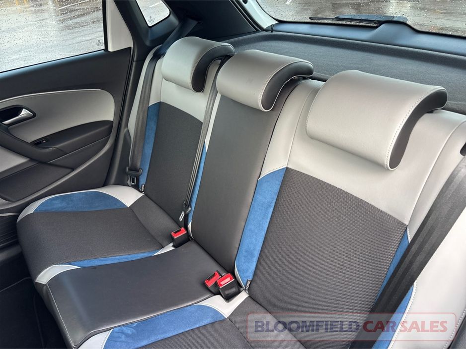 2015 Volkswagen Polo