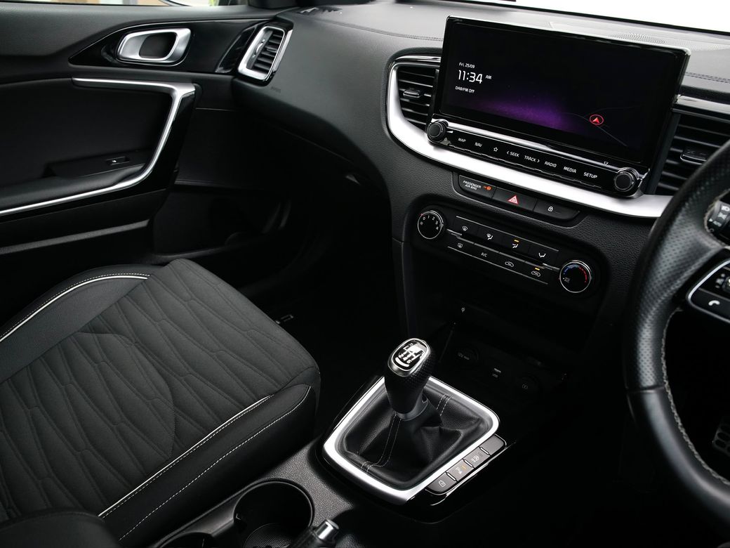 2022 Kia Ceed