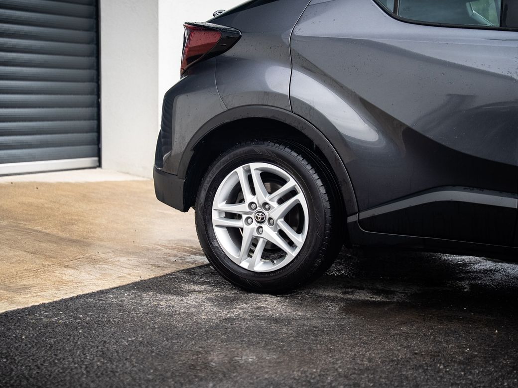 2023 Toyota C-HR