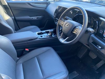 2025 Lexus NX 450H+