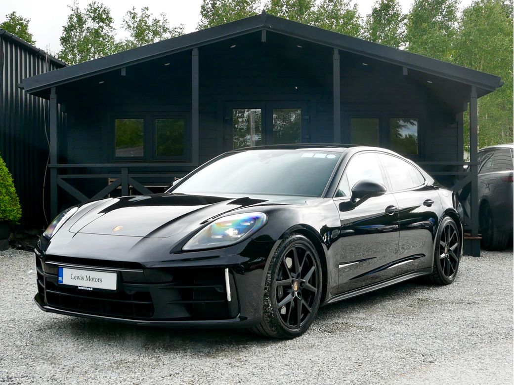 2025 Porsche Panamera