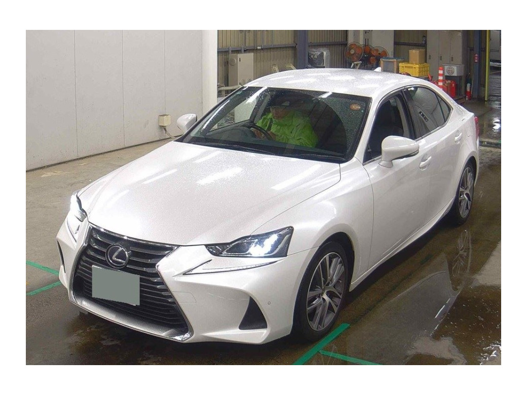 2018 Lexus IS 300h