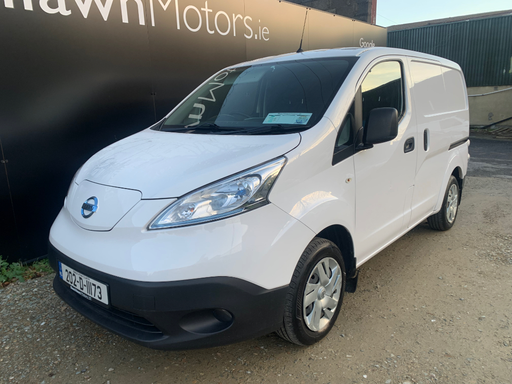 2020 Nissan eNV200