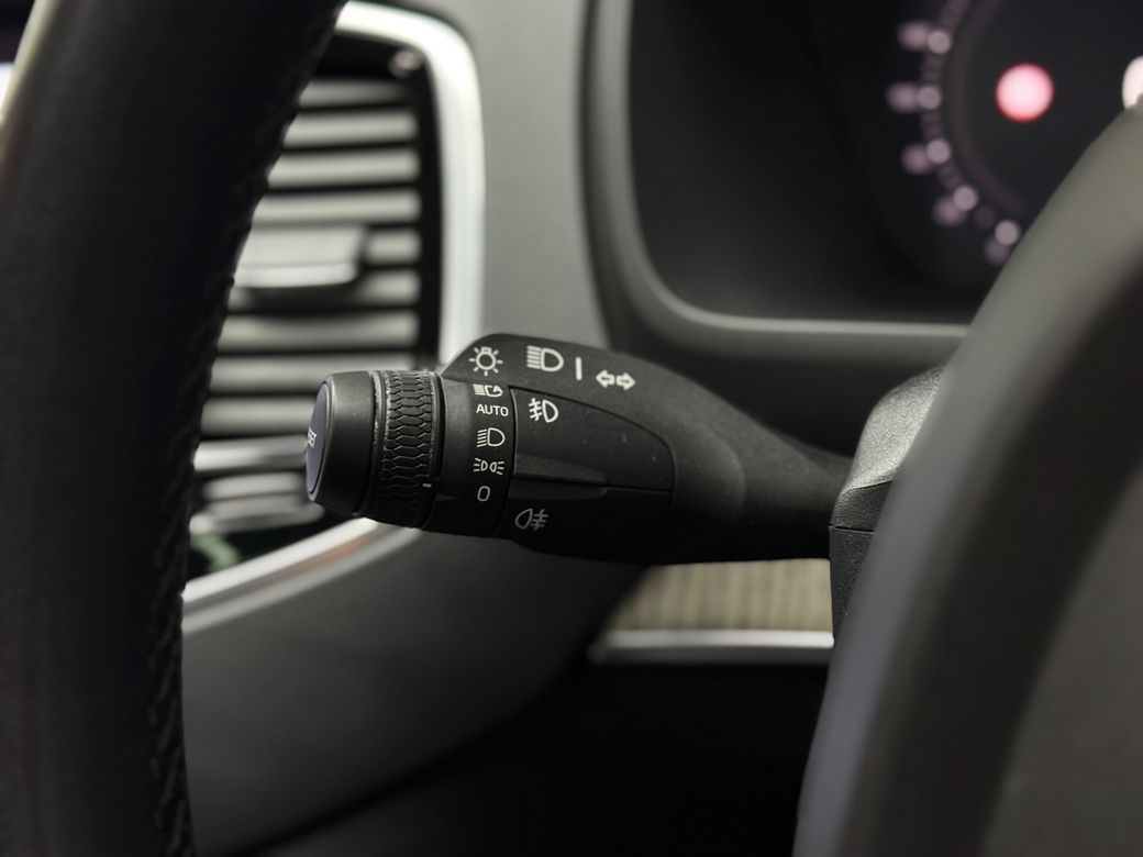 2023 Volvo XC90