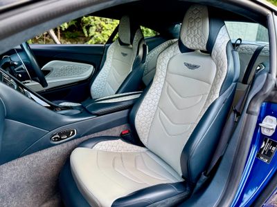 2018 Aston Martin DBS