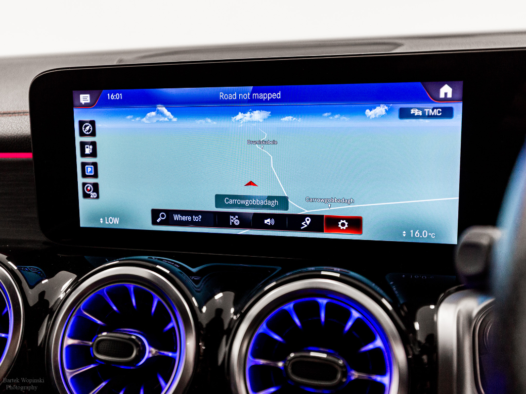 2022 Mercedes-Benz EQB