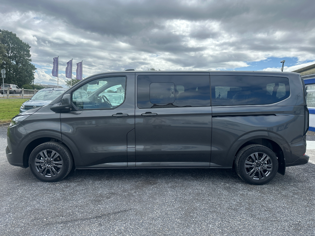 2026 Ford Tourneo Custom