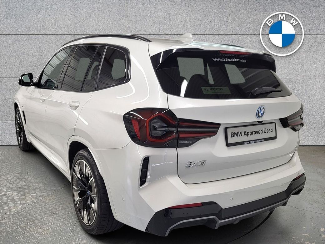 2024 BMW iX3