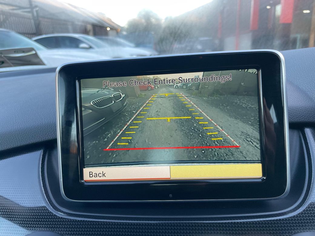 2012 Mercedes-Benz B 180