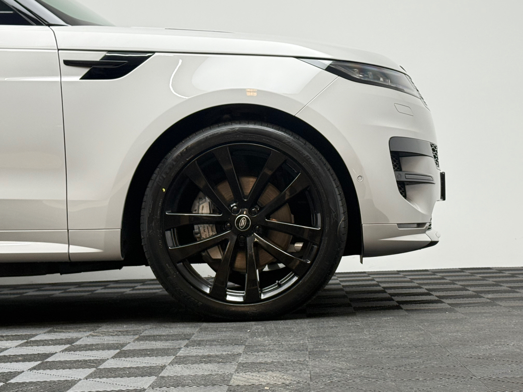 2026 Land Rover Range Rover Sport