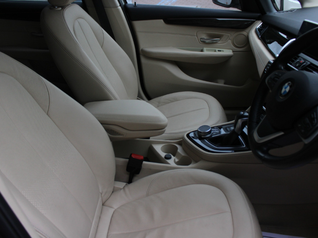 2018 BMW 218d