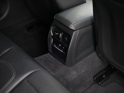 2022 BMW 330