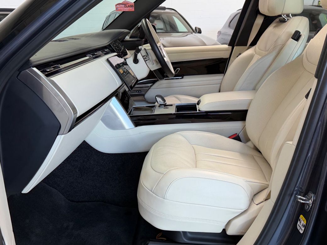 2025 Land Rover Range Rover