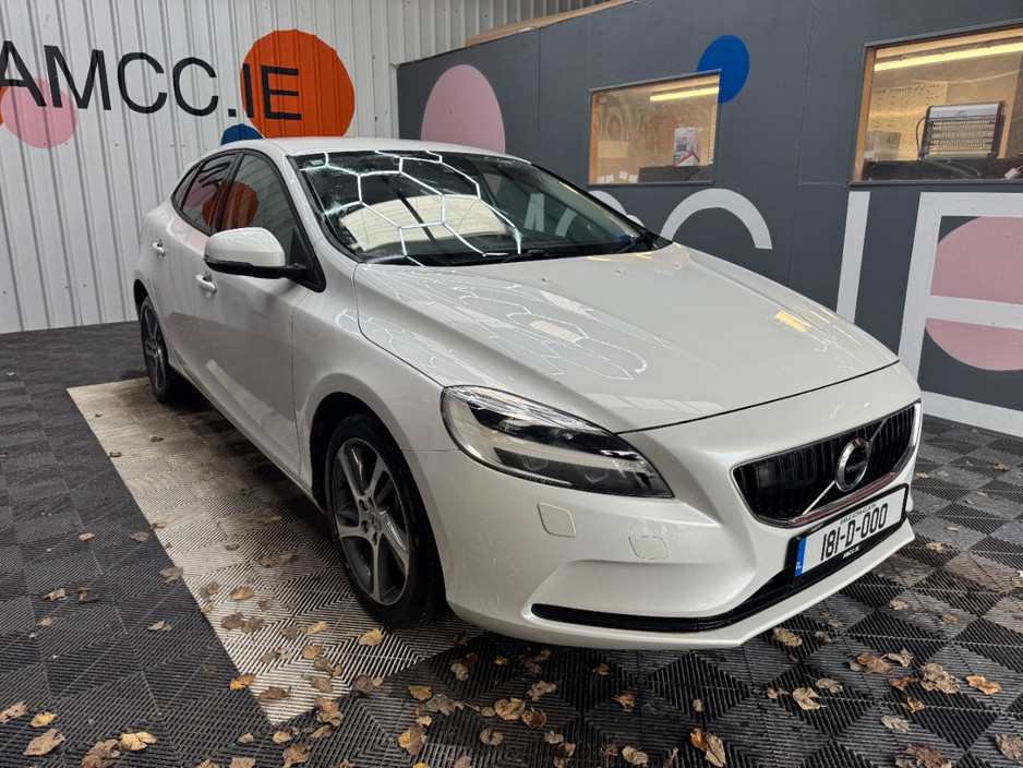 2018 Volvo V40