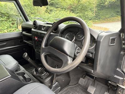 2015 Land Rover Defender 90