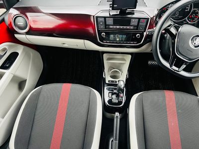 2019 Volkswagen up!